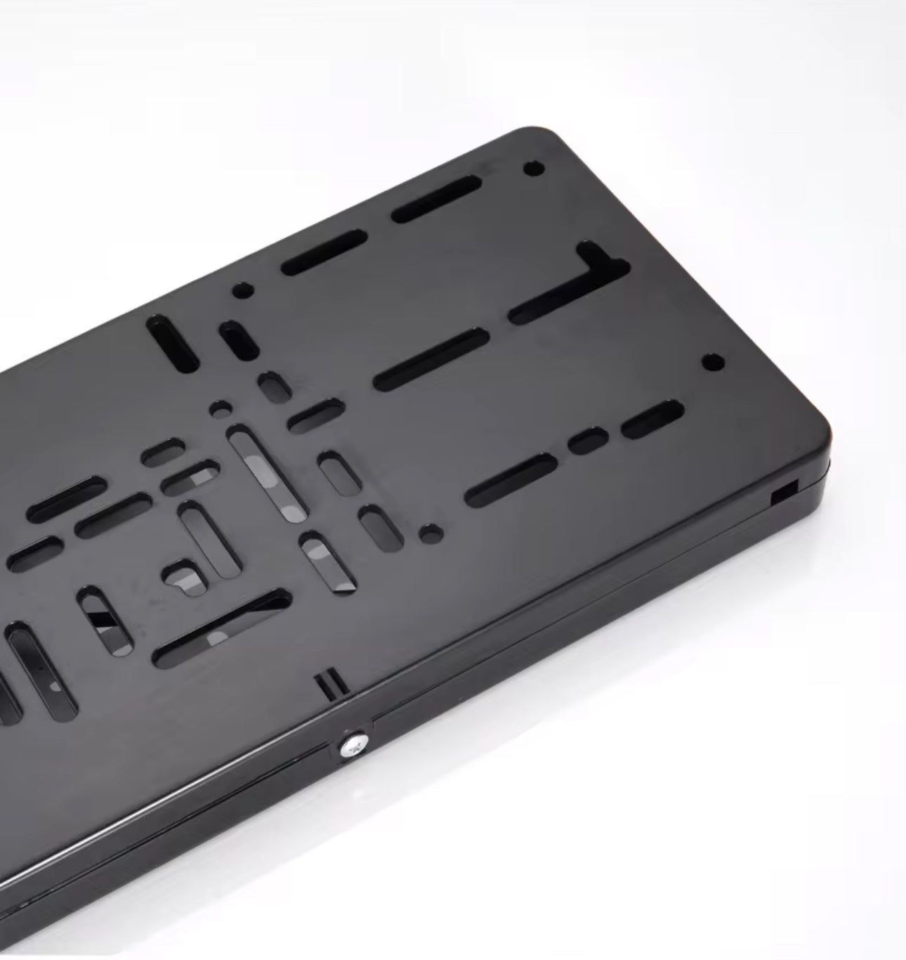 Stealth Privacy Plate Cover – Remote Controlled